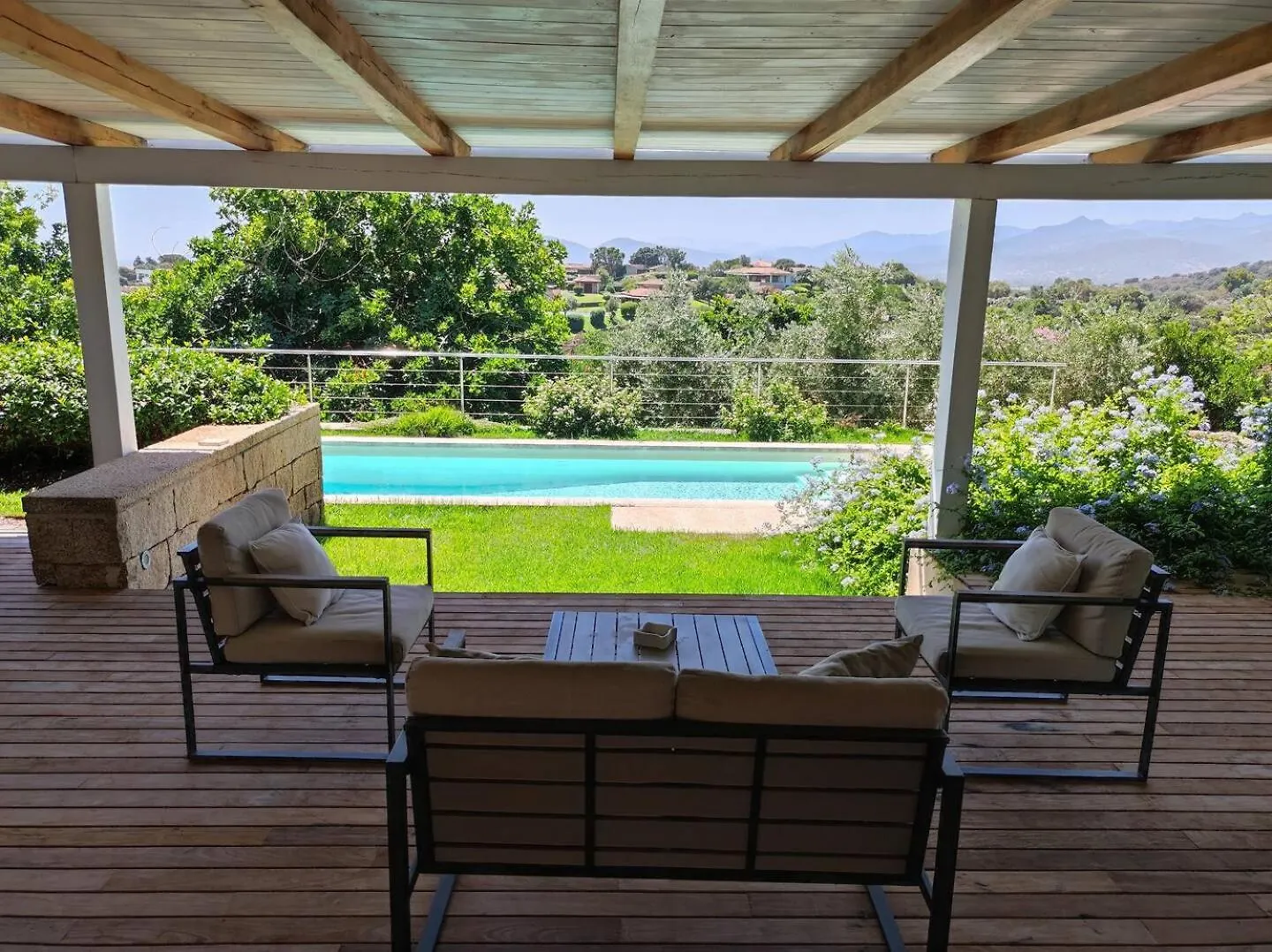 Fantastica Villa Con Piscina 9 Posti Letto 蓬塔迪亚